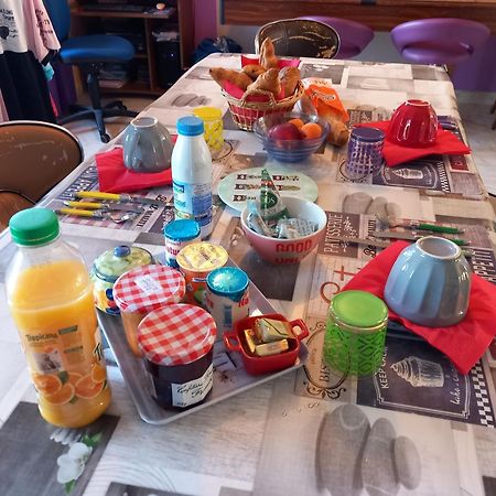Chez Patrick Apartment Maizet Екстериор снимка